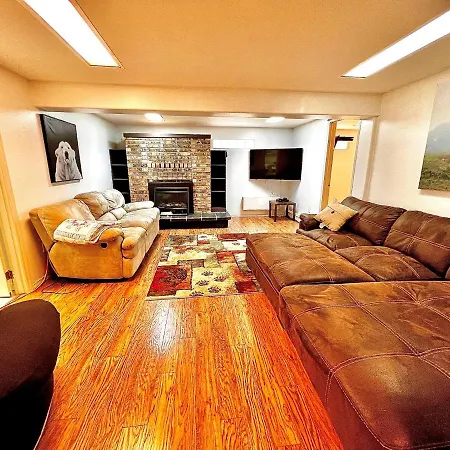 Newly Remodeled Spacious Units, Minutes From Mountains, Inlet, Downtown And Airport Anchorage Exterior photo