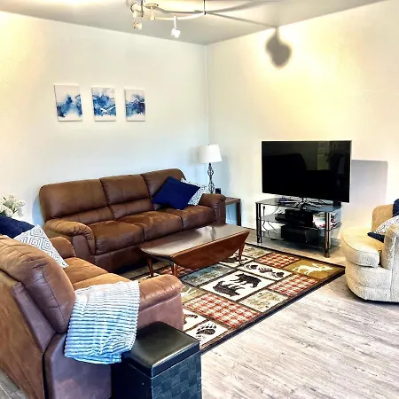 Newly Remodeled Spacious Units, Minutes From Mountains, Inlet, Downtown And Airport Anchorage Exterior photo