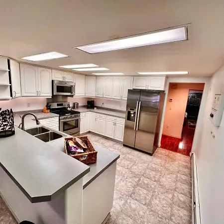 Newly Remodeled Spacious Units, Minutes From Mountains, Inlet, Downtown And Airport Anchorage Exterior photo