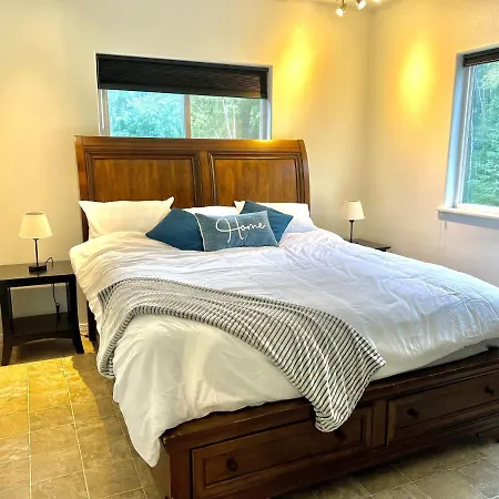 Newly Remodeled Spacious Units, Minutes From Mountains, Inlet, Downtown And Airport Anchorage Exterior photo