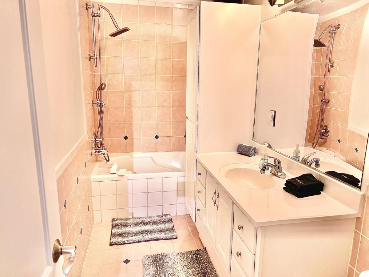 Appartement Newly Remodeled Spacious Units, Minutes From Mountains, Inlet, Downtown And Airport